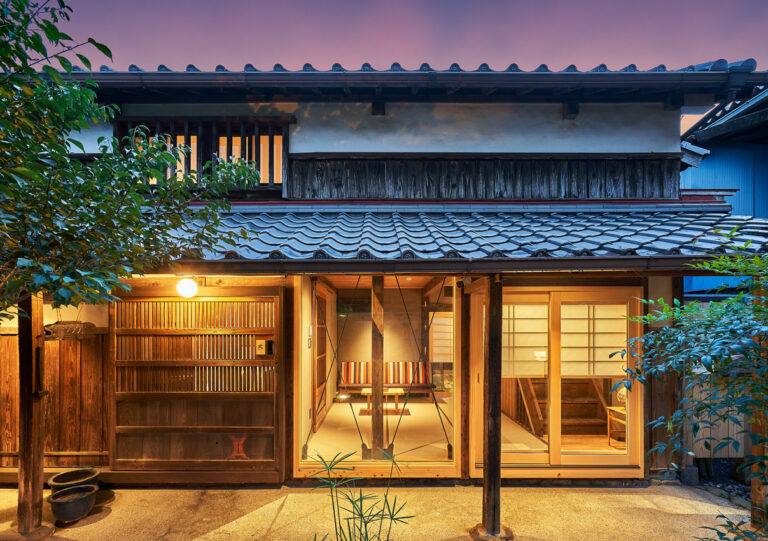 泉ヶ谷 工芸ノ宿 和楽   ～ 蔵 KURA ～